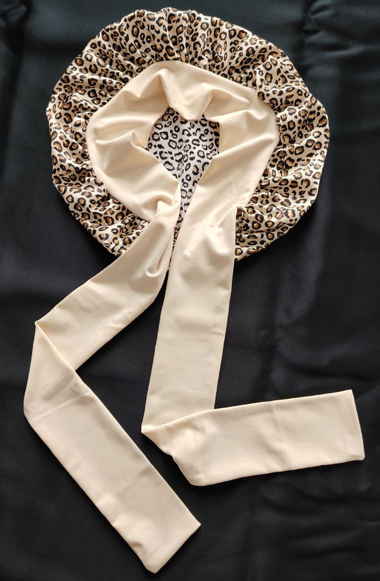 Stretch Ribbon Bowknot Silk Bonnet