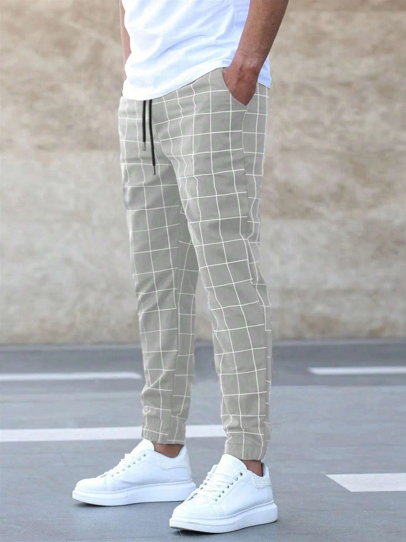 Men's Lightweight Checkered Jogger Pants – Casual, Comfortable & Stylish