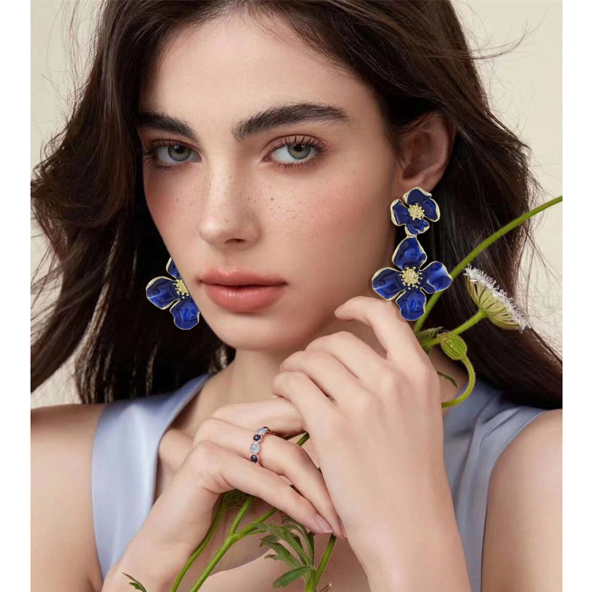 Drop Oil Camellia Earrings
