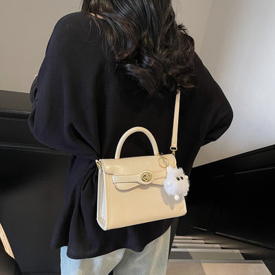 Lynda Shoulder Messenger Bag
