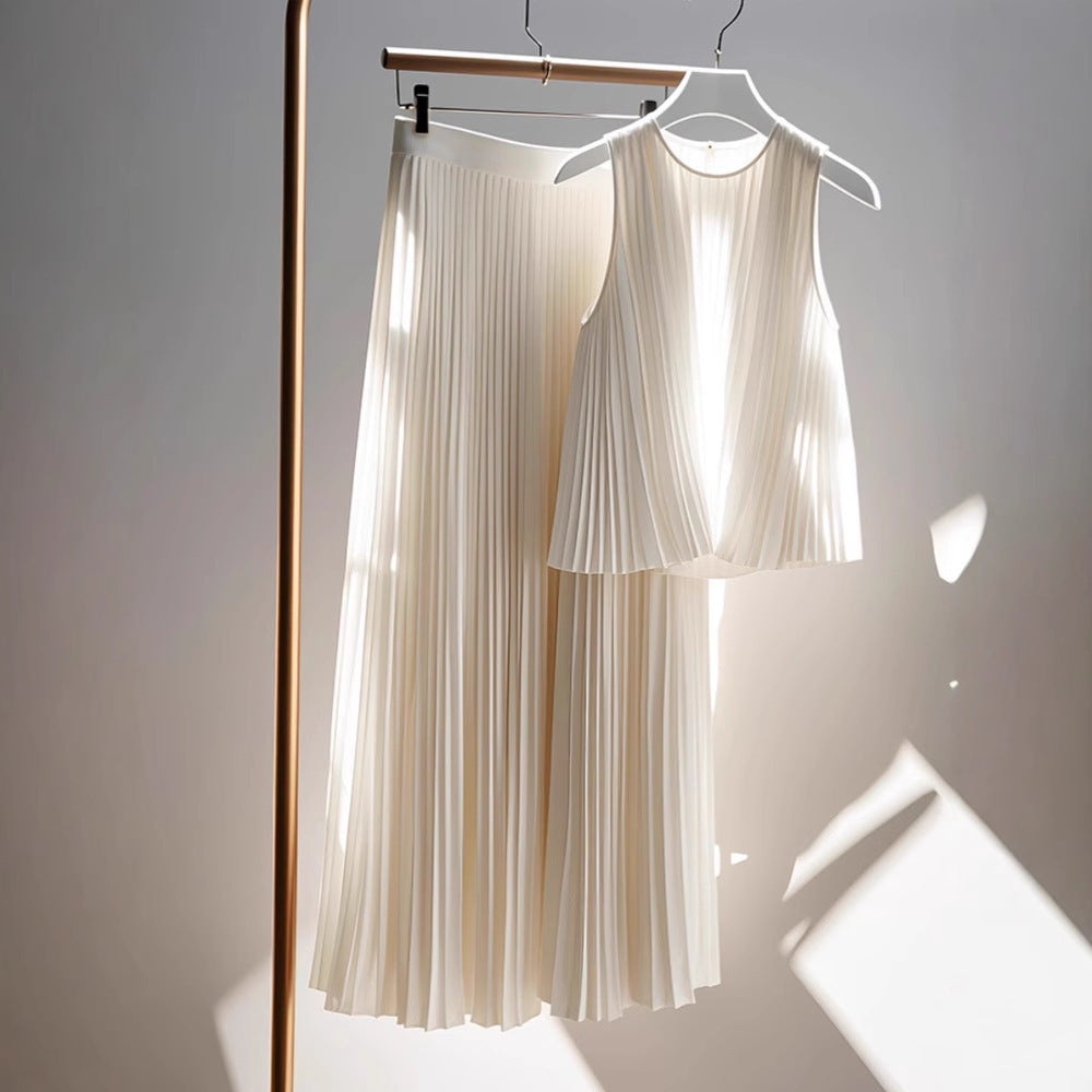 Vera White Pleated Skirt Two-piece Set