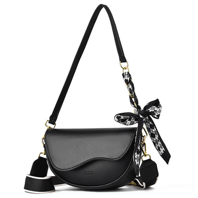 Julia Saddle Handbag