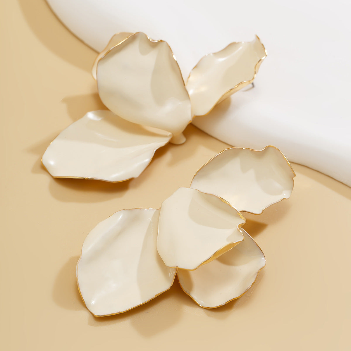 Gradient Petals Dripping Oil Exaggerated Earrings