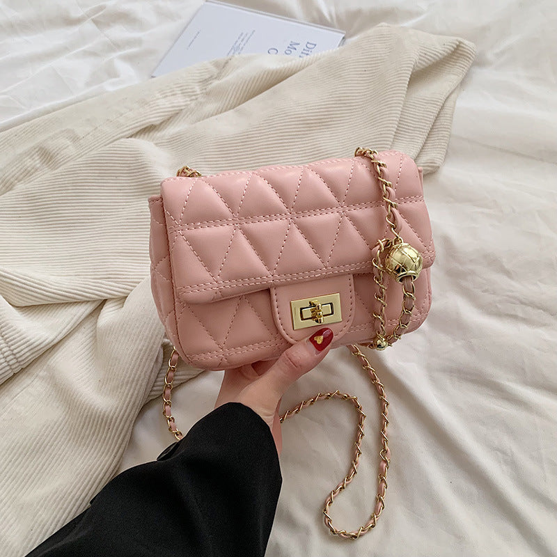 Diamond Pattern Crossbody Bag