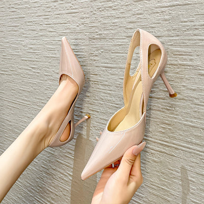 Julia Pumps